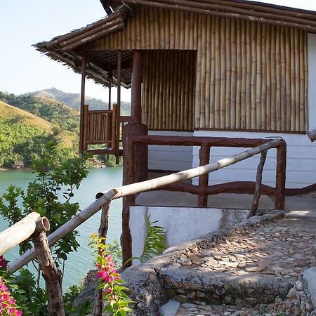 Borac Bay Bungalows Hotel And Resort Exteriér fotografie
