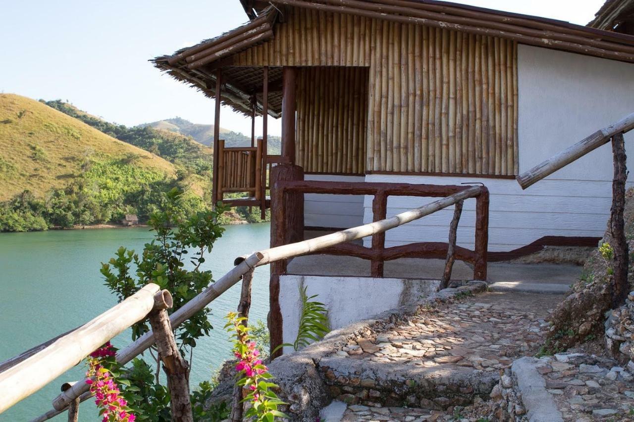 Borac Bay Bungalows Hotel And Resort Exteriér fotografie